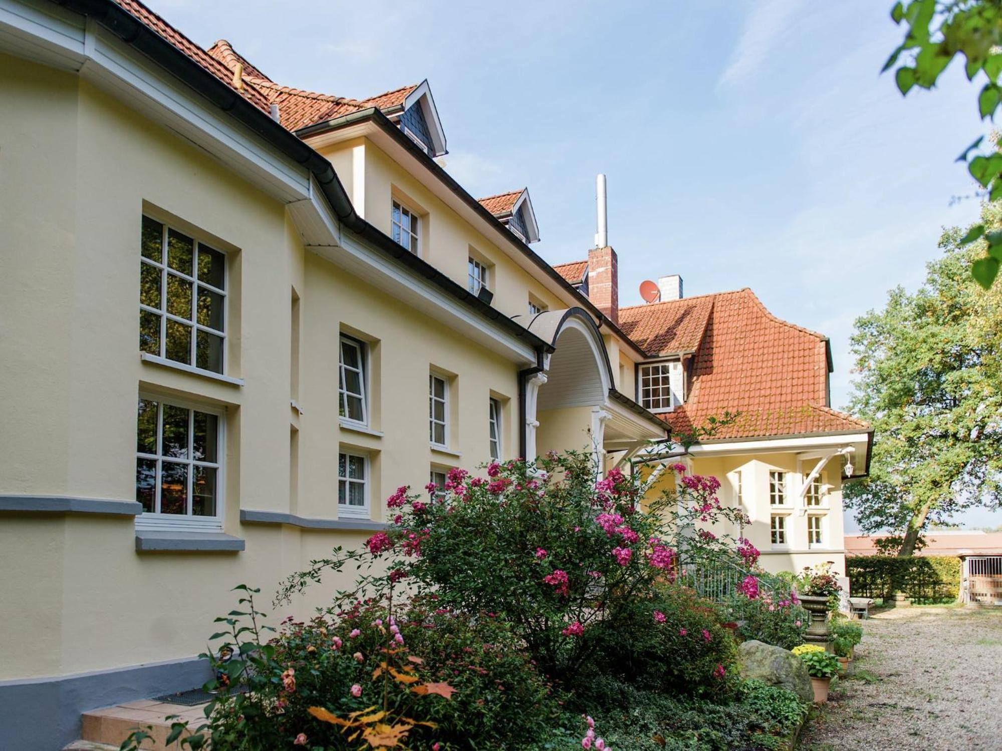 Cozy Holiday Home On A Horse Farm In The L Neburg Heath Eschede Exterior foto